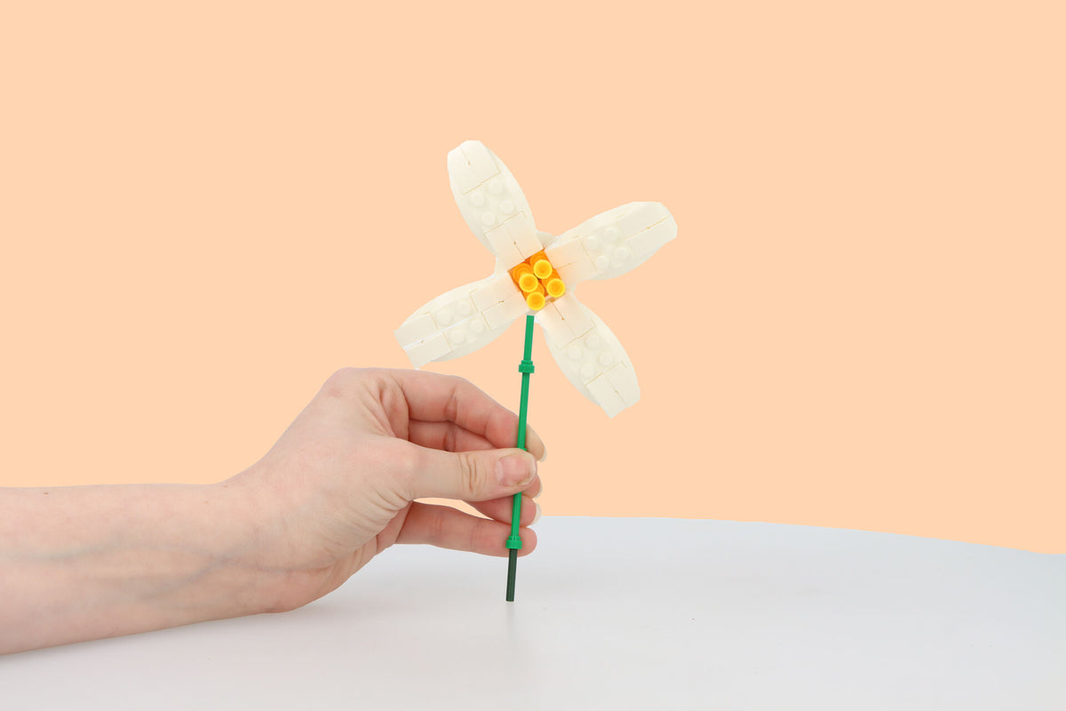 Single Flower Lego Block Kit - Creative Construction Toys Party Favours Stocking Fillers