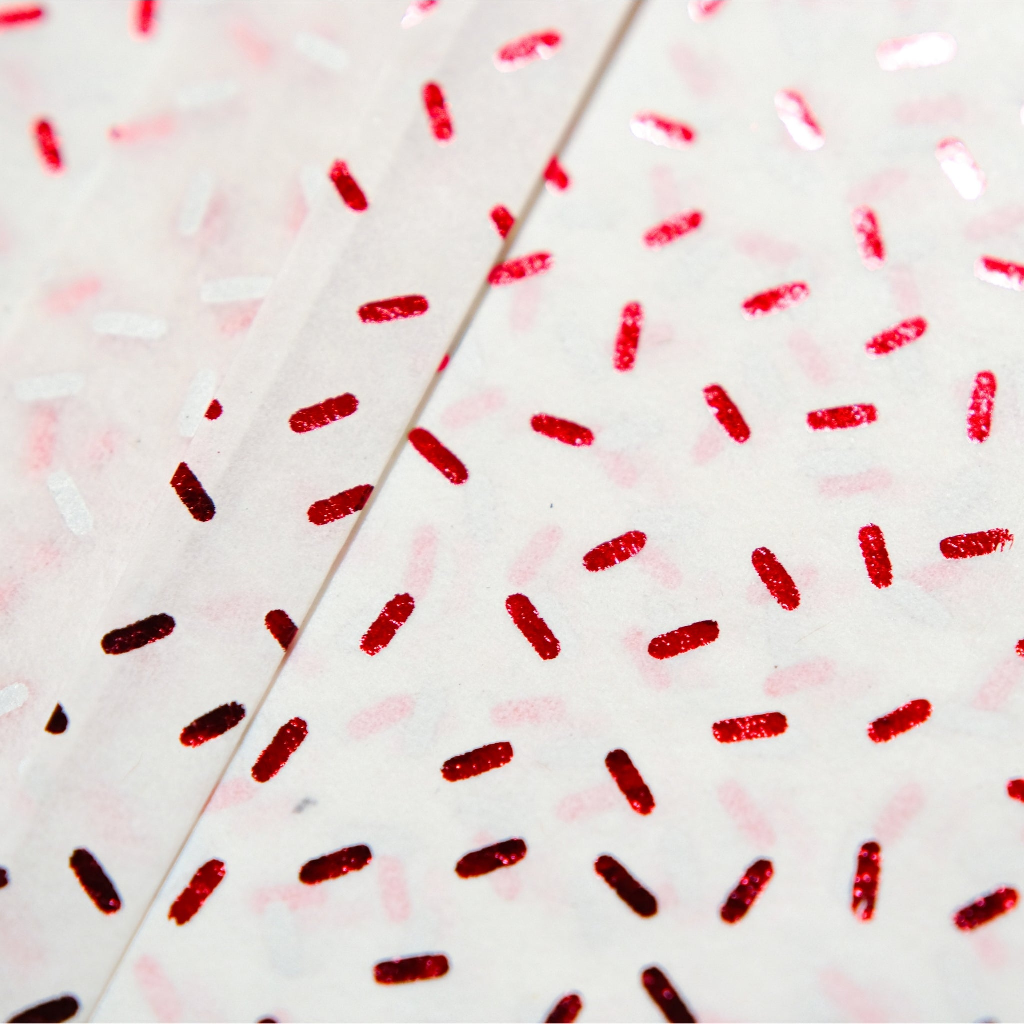 Pack of 10 Confetti Sprinkles Luxury Red Metallic Plastic-Free 18gsm Tissue Paper Sheets 50x70cm