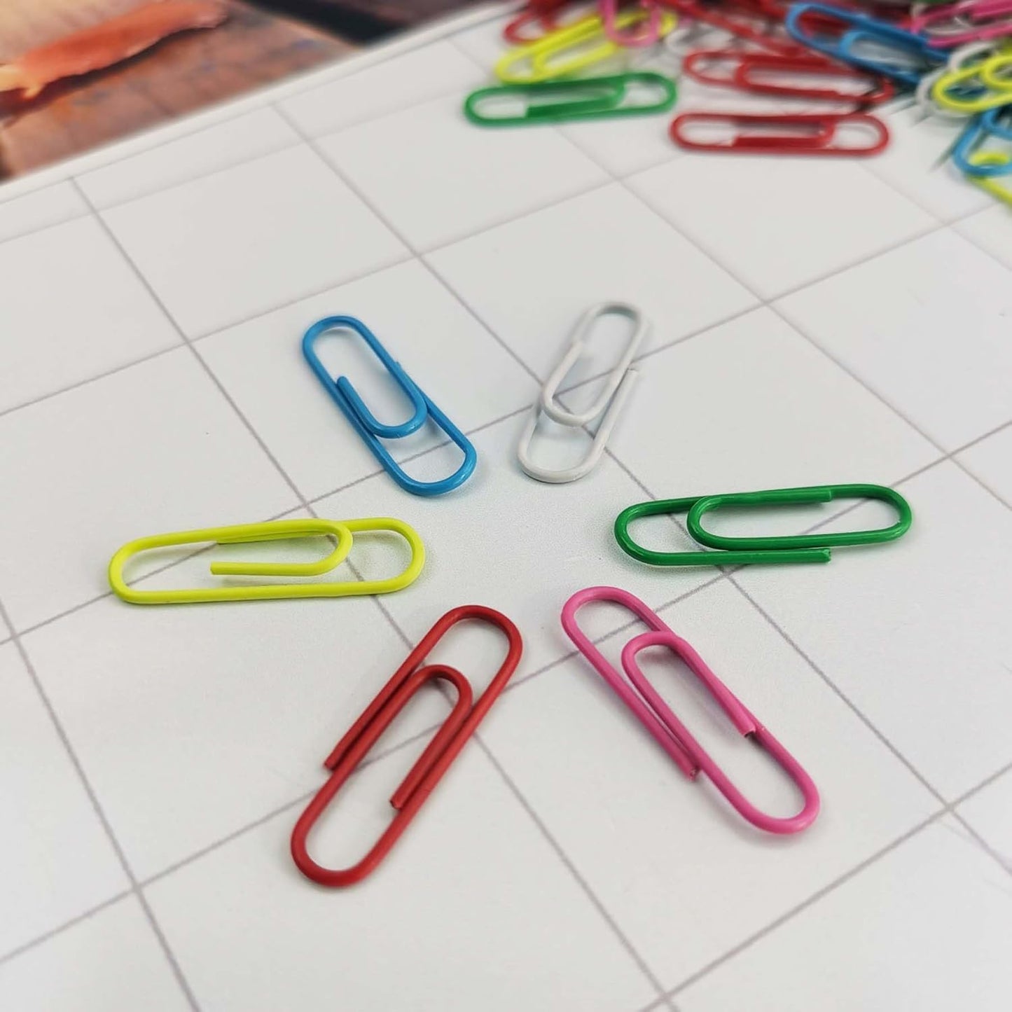 Pack of 100 Assorted Coloured 28mm Paper Clips in Hang Pack