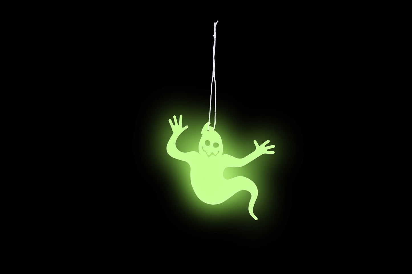 Pack of 3 Glow in the Dark Hanging Ghosts - Haunted House Halloween Decoration Trick or Treat Party Bag Fillers