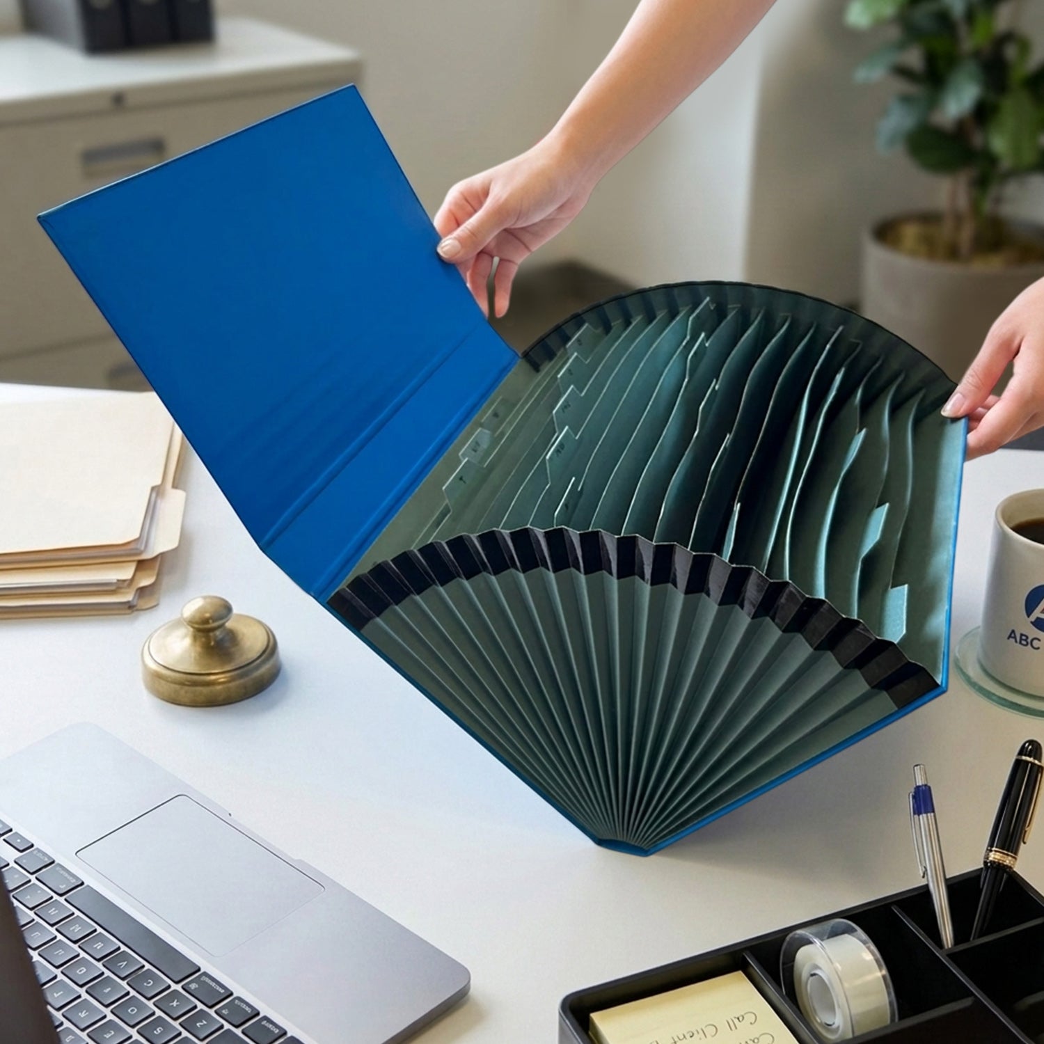 A4 Blue 15 Pocket Expanding File – A–Z Tabbed Dividers for Organised Multipurpose Document Storage