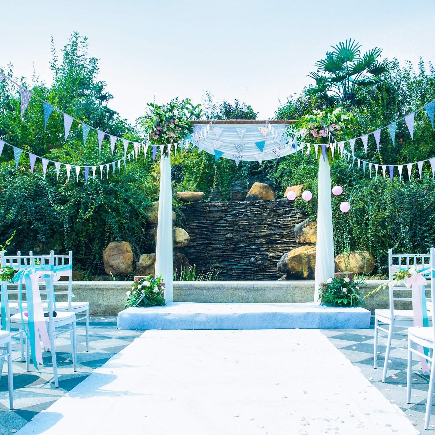 JA004 Blue Vintage Print Bunting 10m with 20 Pennants